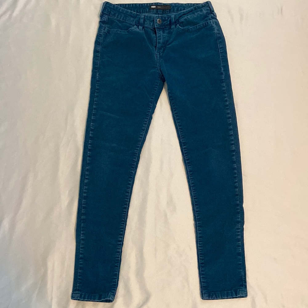 Levi’s blue corduroy skinny leg pants